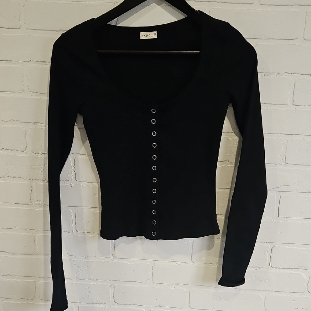 2/$10 Priv Ribbed, Long Sleeved, Snap-front Scoop Neck Top